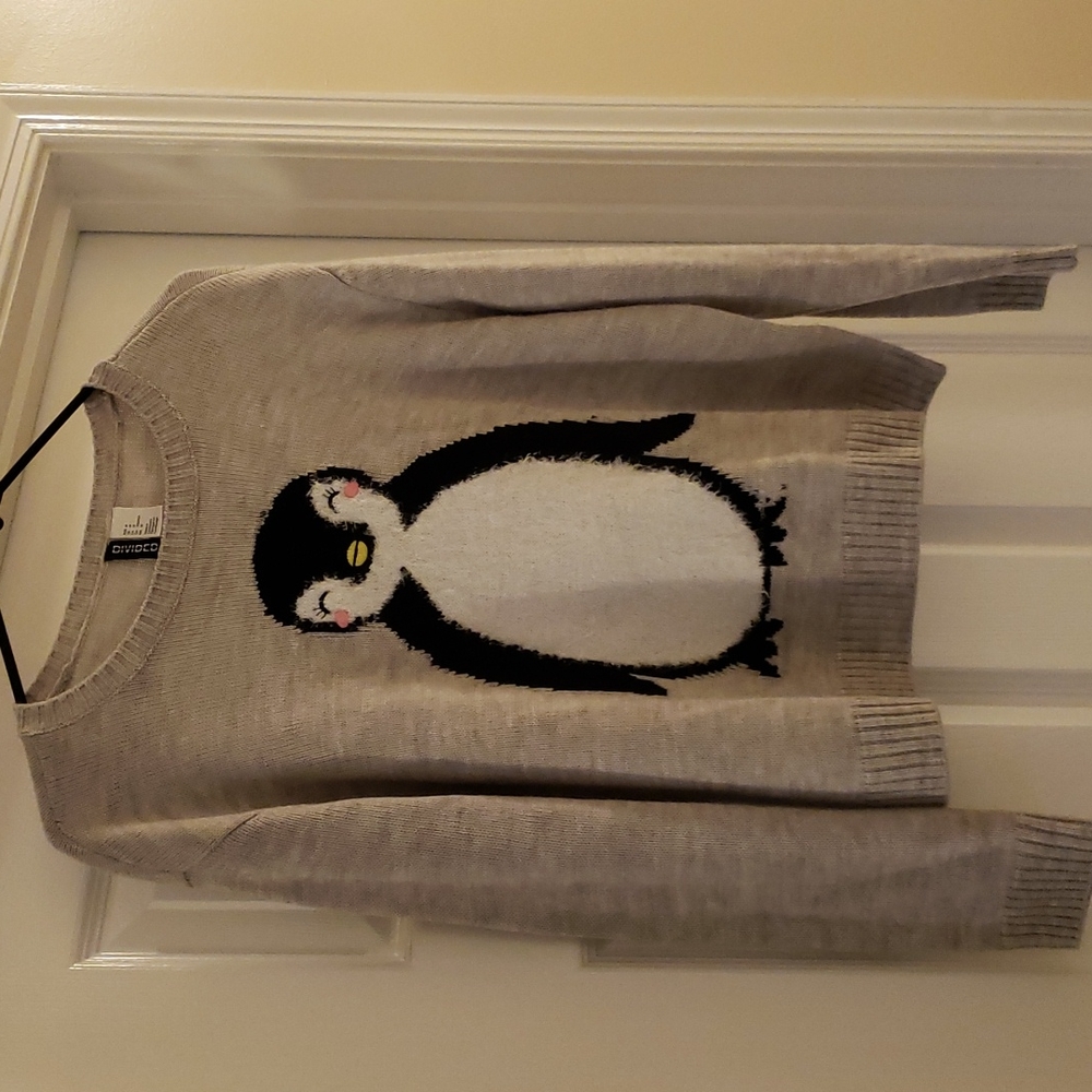 H&M Divided Penguin Sweater